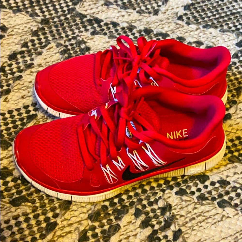 Nike Free 5.0 women’s running shoes - barely worn!